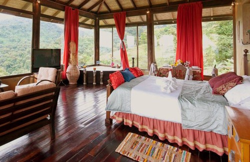 El Castillo Lit Et Petit-Déjeuner | Birdsong Villa