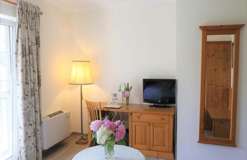 Gols Hôtel | BIRKENHOF GOLS - B & B - Wohlfühl Hotel mit Wochenend-Restaurant