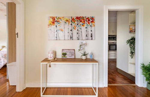 Manningham Maison | Birkinshaw Villa ( 3 Bedroom with Parkings )