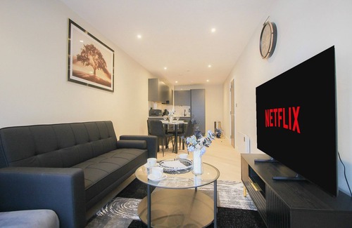 Bordesley Appartement | Birmingham Central|wifi|Parking|Sleeps 6