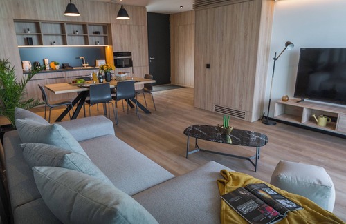 Siofok Aranypart Appartement | BJ81 Suite Hotel