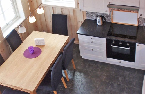 Tysnes Maison | Blåbærhytta by Interhome