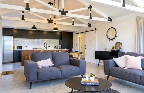 Martinborough Maison | Luxe Martinborough Escape
