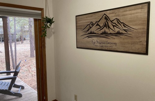 Black Butte Ranch Maison | Black Butte Style & Comfort Close to Glaze Meadow Rec Center-4 bedrooms + loft