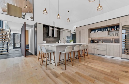 Ellicottville Maison | Une maison de ski moderne avec vue sur les pentes