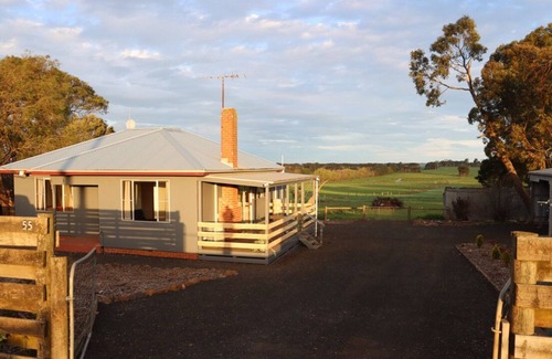 Camperdown Maison | Black Rock Cottage
