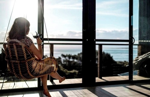 Coles Bay Maison | black + shack