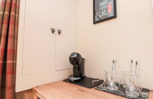 Thirsk Cottage | BLACK SHEEP COTTAGE, pet friendly in Thirsk
