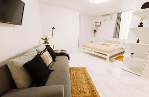 Ternopil Appartement | Black&White Нова стильна квартира на Київській
