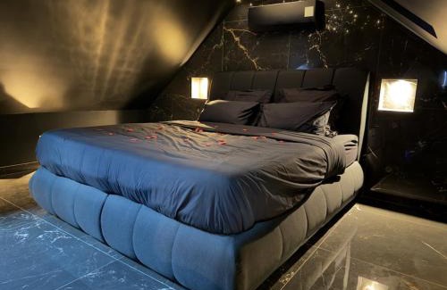 Belfort Appartement | BlackRoom - Balnéo - Ciel étoilé