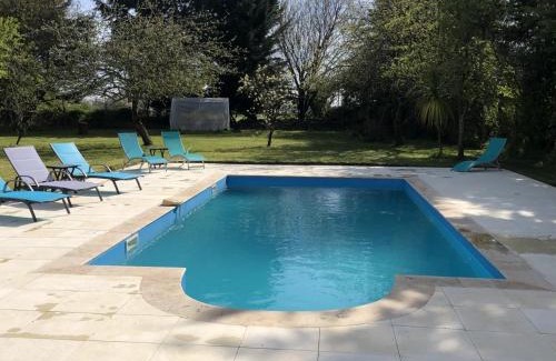 Blanzay Maison | Blacksmiths Cottage in Blanzay - 3 beds