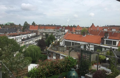 Hoofddorppleinbuurt Lit Et Petit-Déjeuner | Blaine's: A B&B and private dining....