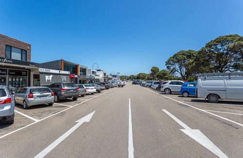 Blairgowrie Appartement | Blairgowrie Apartment 2: on the beach + linen - Wifi, Linen included, Long stay specails