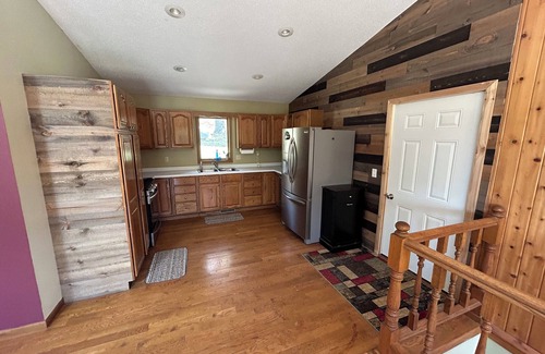 Viola Maison | Charming 2-bedroom country house with AC, WiFi in soothing Viola