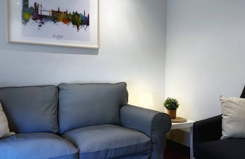 Deustuko San Pedro-Erribera Appartement | Blas de otero renovated apartment with wifi