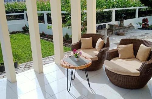 Ambarita Maison | Blesshomestay Samosir