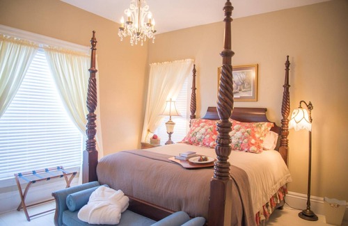 Jacksonville Lit Et Petit-Déjeuner | Blessings on State Bed & Breakfast