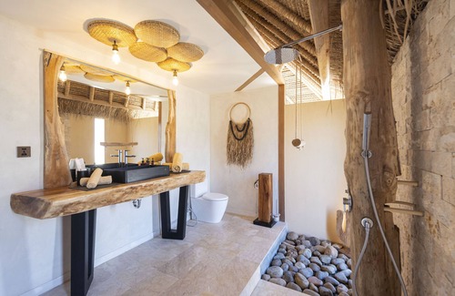 P. Gili Asahan Hôtel | Bleu MATHIS Gili Asahan