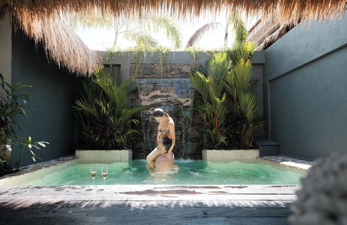 Selong Belanak Maison | " BLISS" A COUPLES ESCAPE TO LUXURY . Where luxury meets tranquility .