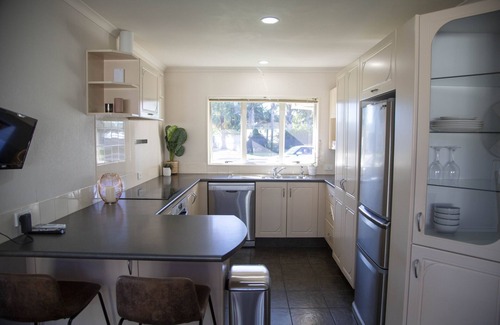 Papamoa Beach Maison | Bliss at Papamoa - so close to the beach!