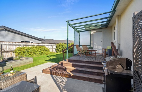 Blenheim Maison | Bliss on Barratt - Blenheim Holiday Home