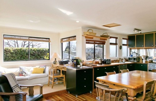Hilltop Cottage | Bliss - Maison de vacances Taupo