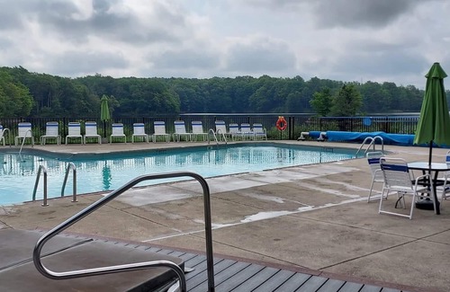 Bliss Location De VR | Blissful Lakefront stay!
