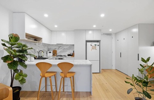 Carnegie Appartement | Bloom - Urban Luxurious Apt in Carnegie with parking