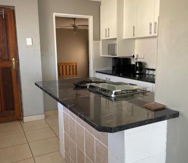 Port Elizabeth Appartement | Blossom on 13