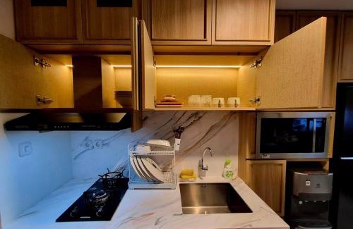 Pondok Aren Appartement | Blu Embarc 2BR Apt ByDamaresa
