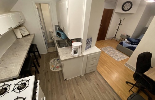 Downtown Omaha Appartement | Blue#2: Cozy, private Midtown studio