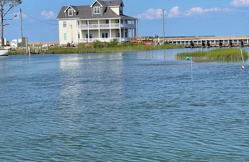 Ewell Maison | Blue Anchor Cottage at Smith Island MD Quaint & Charming Beach Cottage