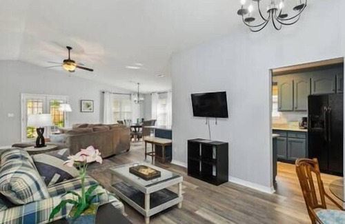 West Pensacola Maison | Blue Angel Bungalow II