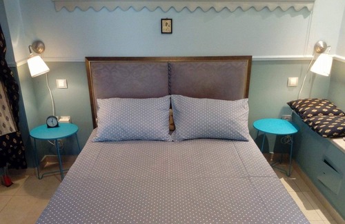Patras Appartement | Appartement bleu près du port, TEI / wifi + PARKING