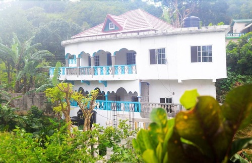 Fairy Hill Maison | Blue Balcony Room at Robin Hood guest house