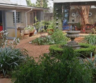Tzaneen Maison | Blue Bell Guesthouse
