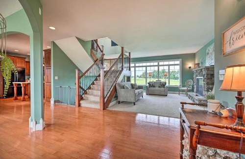 Shipshewana Maison | Blue Birds Perch Stunning Home on Private Hilltop