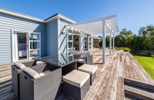 Martinborough Maison | Blue Bungalow