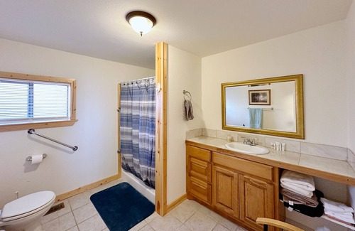 Edgemont Cabine | Blue Clouds RV & Cabins Resort