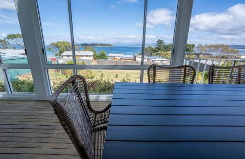 Alonnah Maison | Blue Cottage Bruny Island