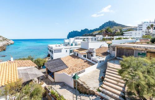 Cala San Vicente Maison | Blue fisherman house 2 By homevillas360