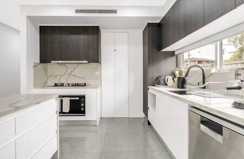 Beverly Hills Villa | Blue Haven Retreat - Beverly Hills 208
