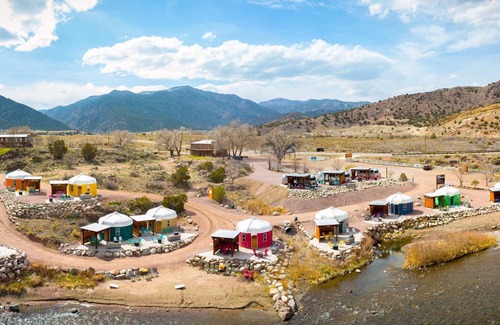 Canon City Maison | Blue Heron Summary: E