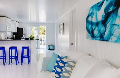Newbury Hôtel | Blue - Inn on The Beach