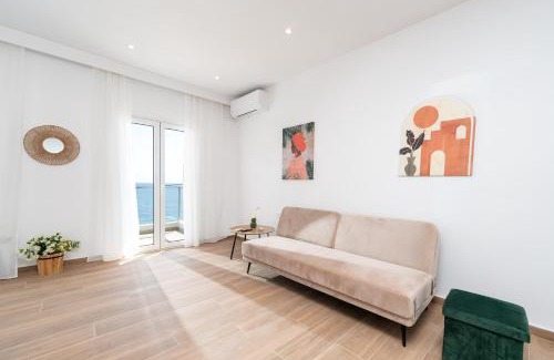 Paralia Porovitsis Appartement | Blue Krathis - Luxury Seafront apartments