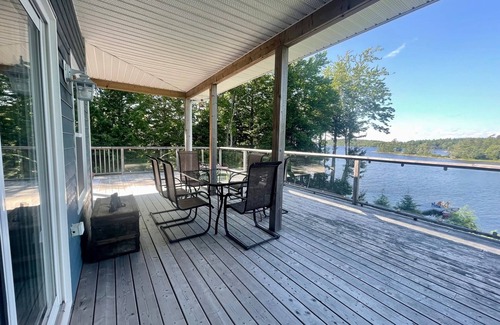 Italy Cross Maison | Blue Lodge with cozy winter garden and direct lake access