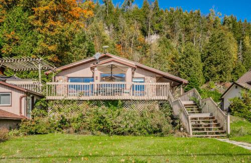 Wiarton Maison | Blue Moon Waterfront W Hot Tub