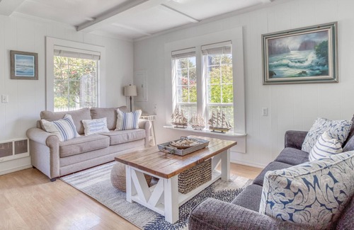 Gleneden Beach Maison | Blue Pineapple