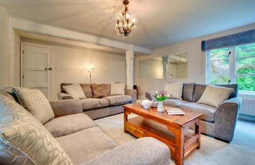 Waren Mill Maison | Blue Poppy House