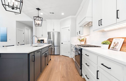 Waco Maison | Blue Retreat on 5th - 3.5 Bathrooms!